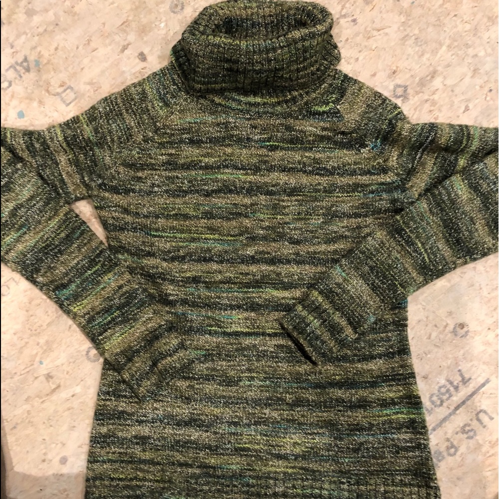 Columbia green marled turtleneck knit sweater